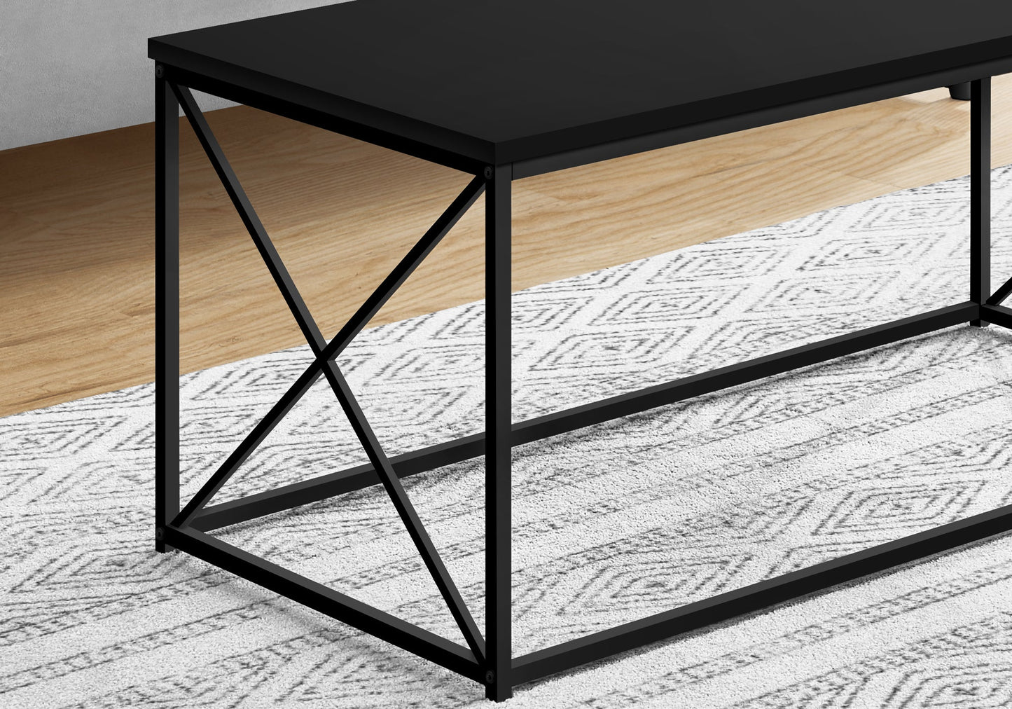 Table basse blanche / métal noir