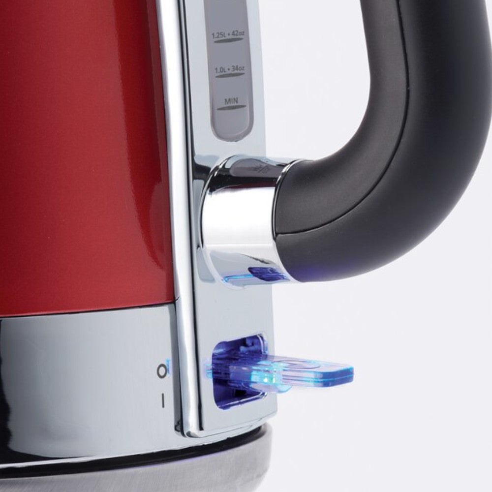 BETTY CROCKER BC-3710CMRWM Red Metallic 7-Cup Cordless Electric Kettle