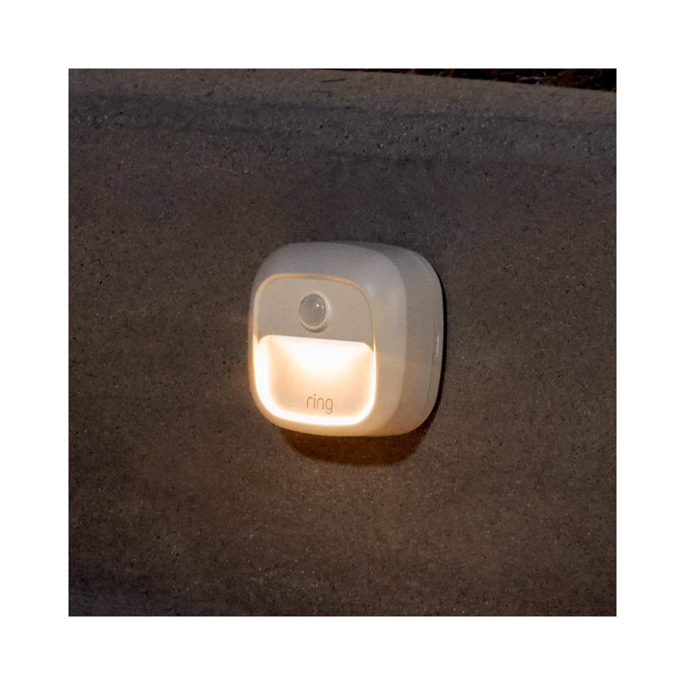 Ring Steplight Outdoor Motion-Sensing Security Lamp (5LD1S8-WEN0)