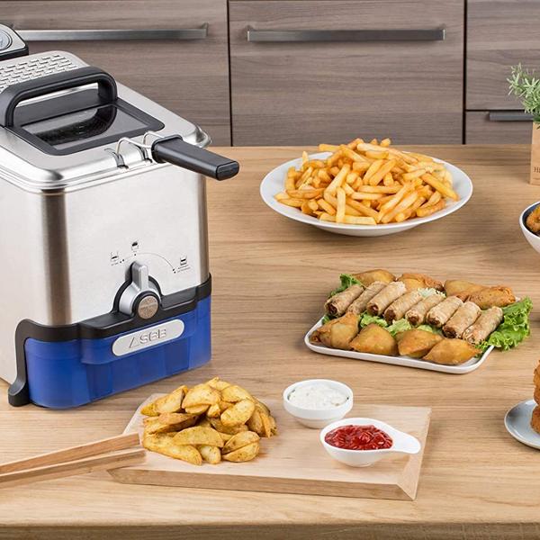 T-FAL EZ Clean Pro Digital 3.5L Deep Fryer - Blemished package with full warranty - FR80451
