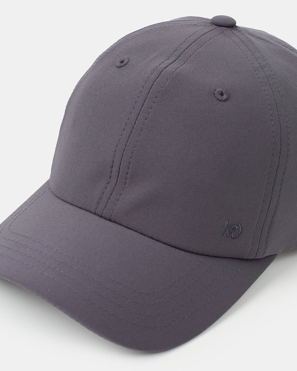InMotion Peak Hat