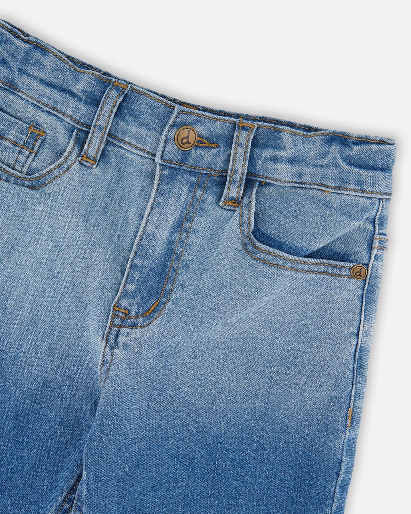 Stretch Jean Bermuda Grey To Blue Gradient
