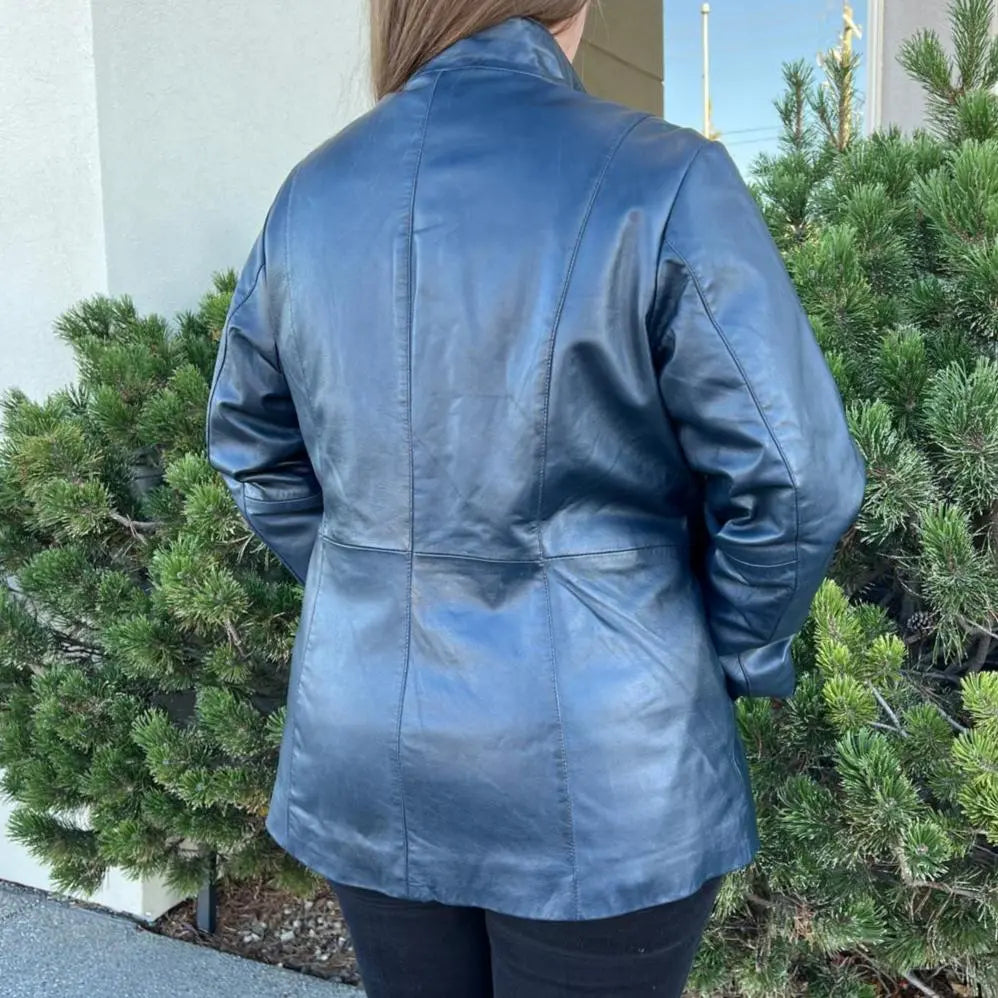 Women's Plus Size Lamb Leather Jacket with Zipper and Dual Pockets
