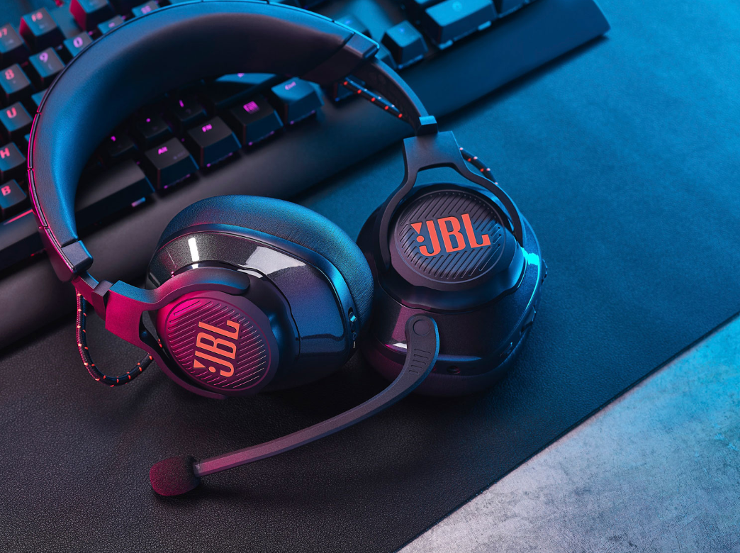 JBL Quantum 610 Wireless Gaming Headset - Black - Refurbished by JBL