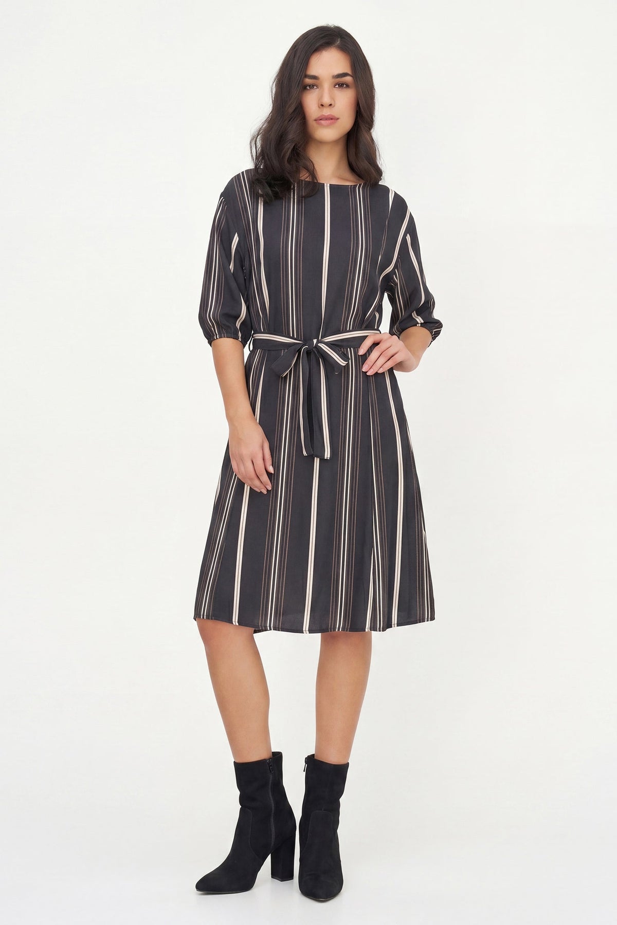 Women's Woven Printed Crew-Neck Dress, with Long Sleeves, a Removable Belt & Side Seam Pockets
