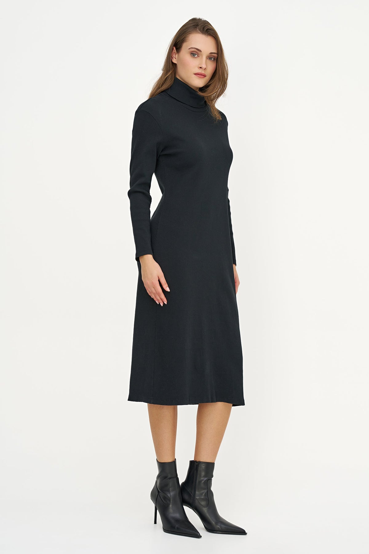 Women's Rib-Knit Turtleneck Dress, Long Sleeves & Back Slit