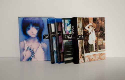 Serial Experiments Lain: The Complete Series [Blu-ray + DVD]