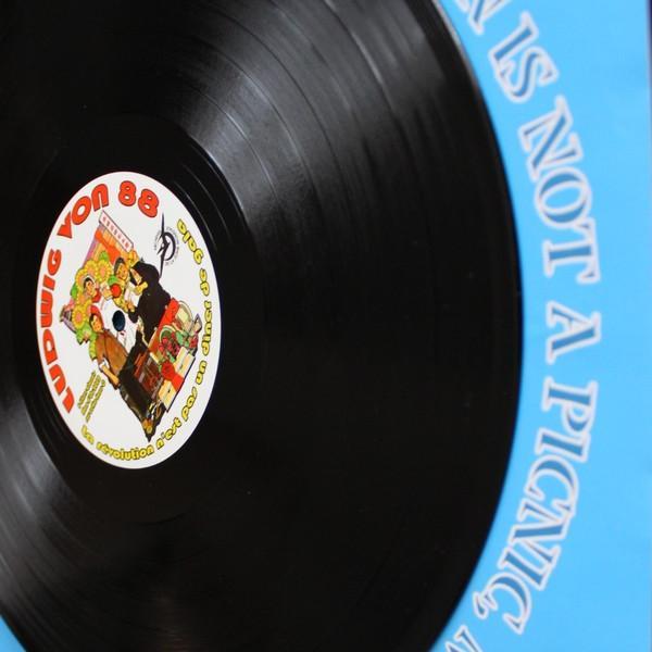 Ludwig von 88 / La révolution n'est pas un dîner de gala - 2LP
