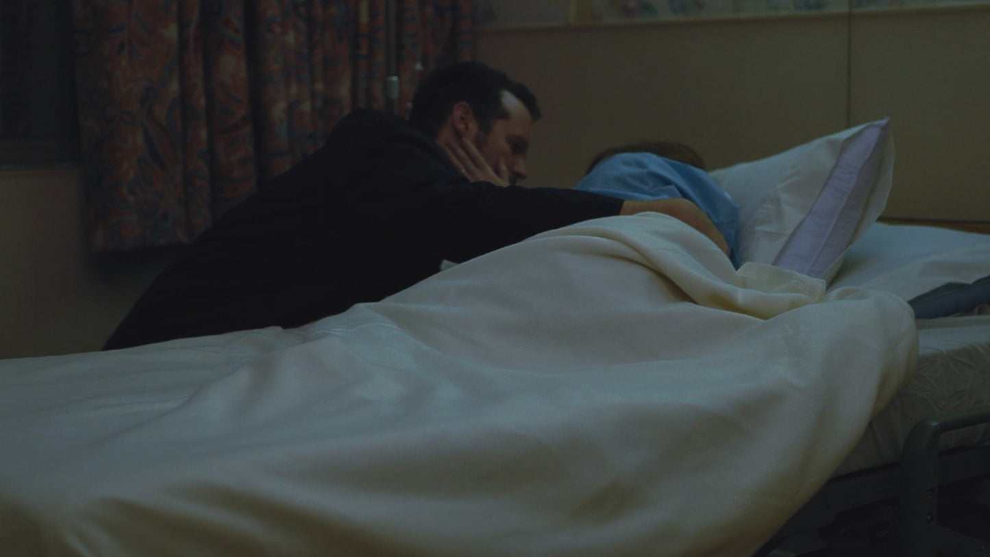 Absence [Blu-ray + DVD]