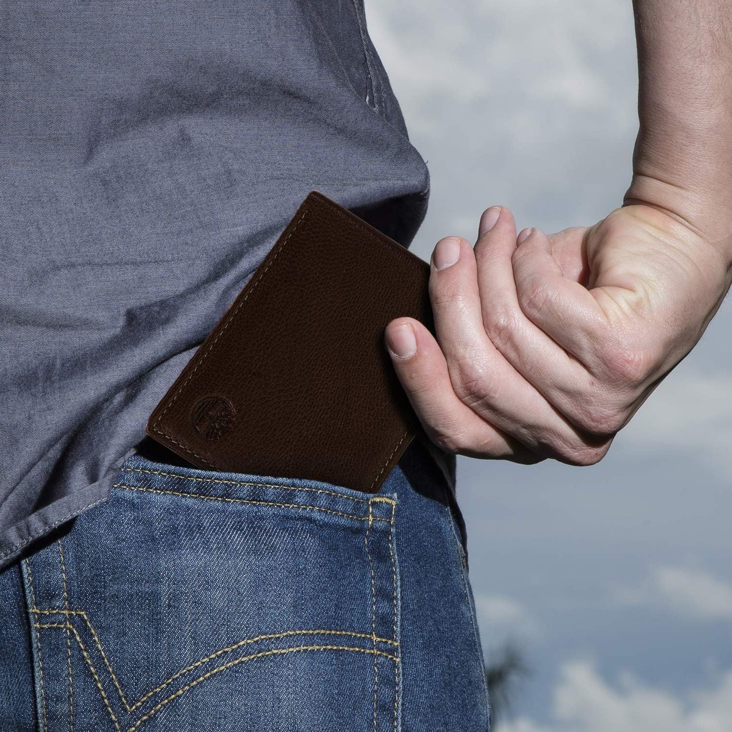 Timberland Men's Leather RFID Blocking Wallet – Genuine Leather Passcase Bifold