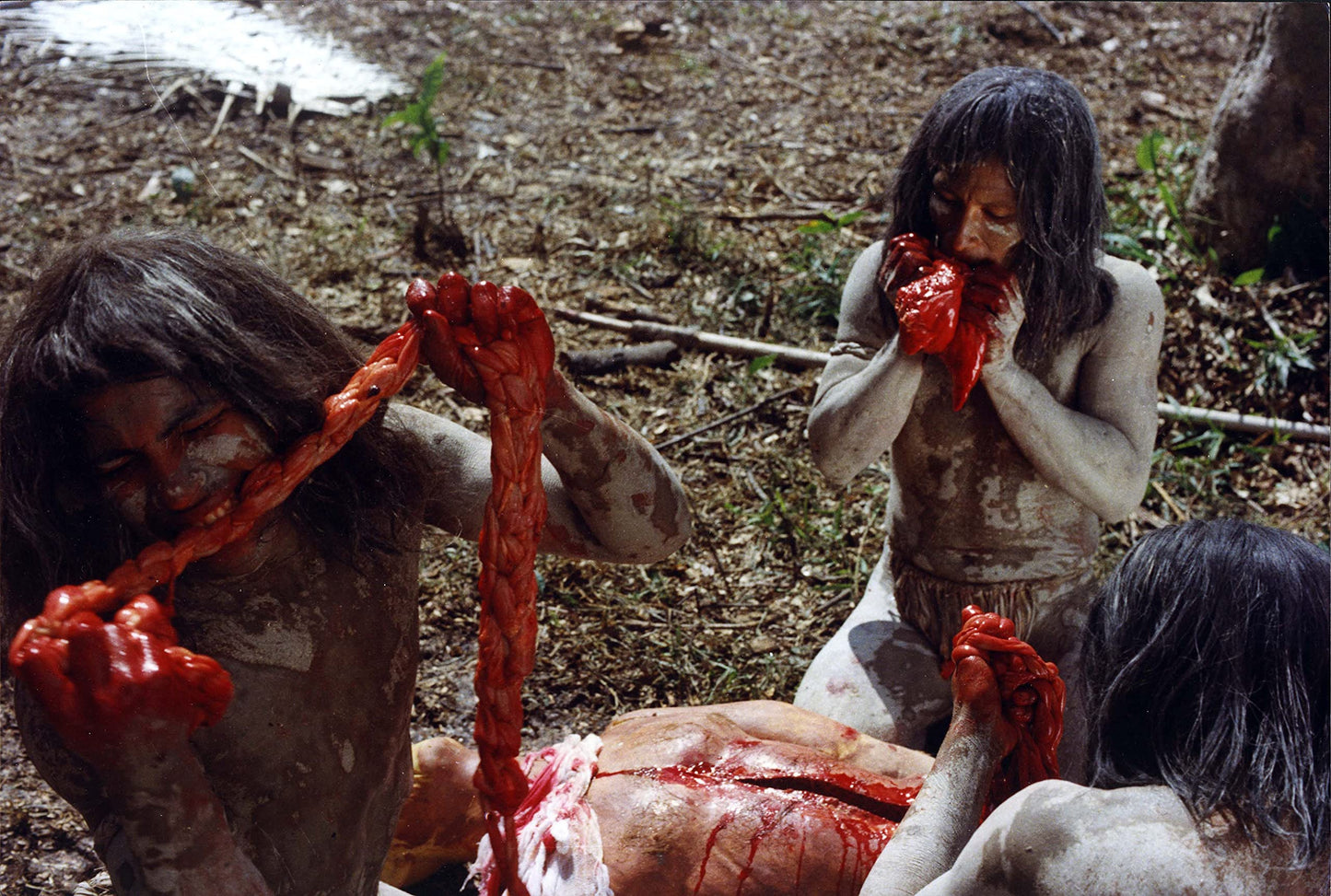 Cannibal Ferox [Director's Cut 3-Disc Deluxe Edition} [Blu-ray]