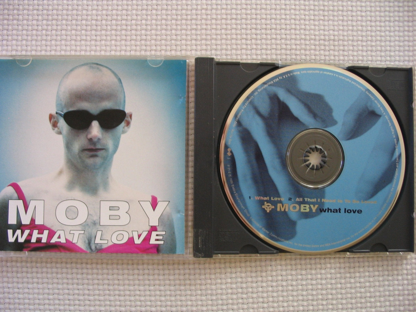 Moby / Everything Is Wrong - CD (Used)