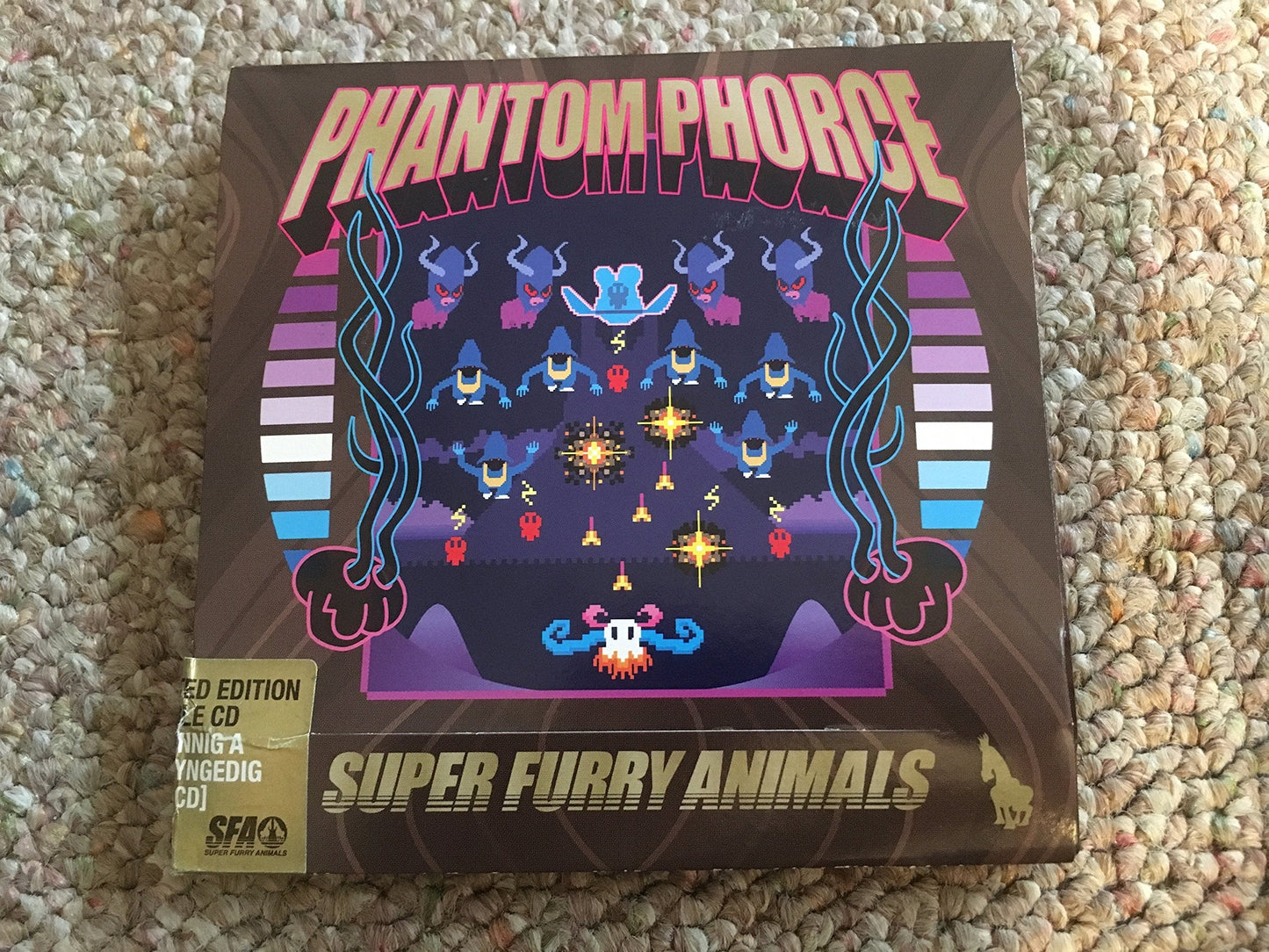 Phantom Phorce / Slow Life Ep