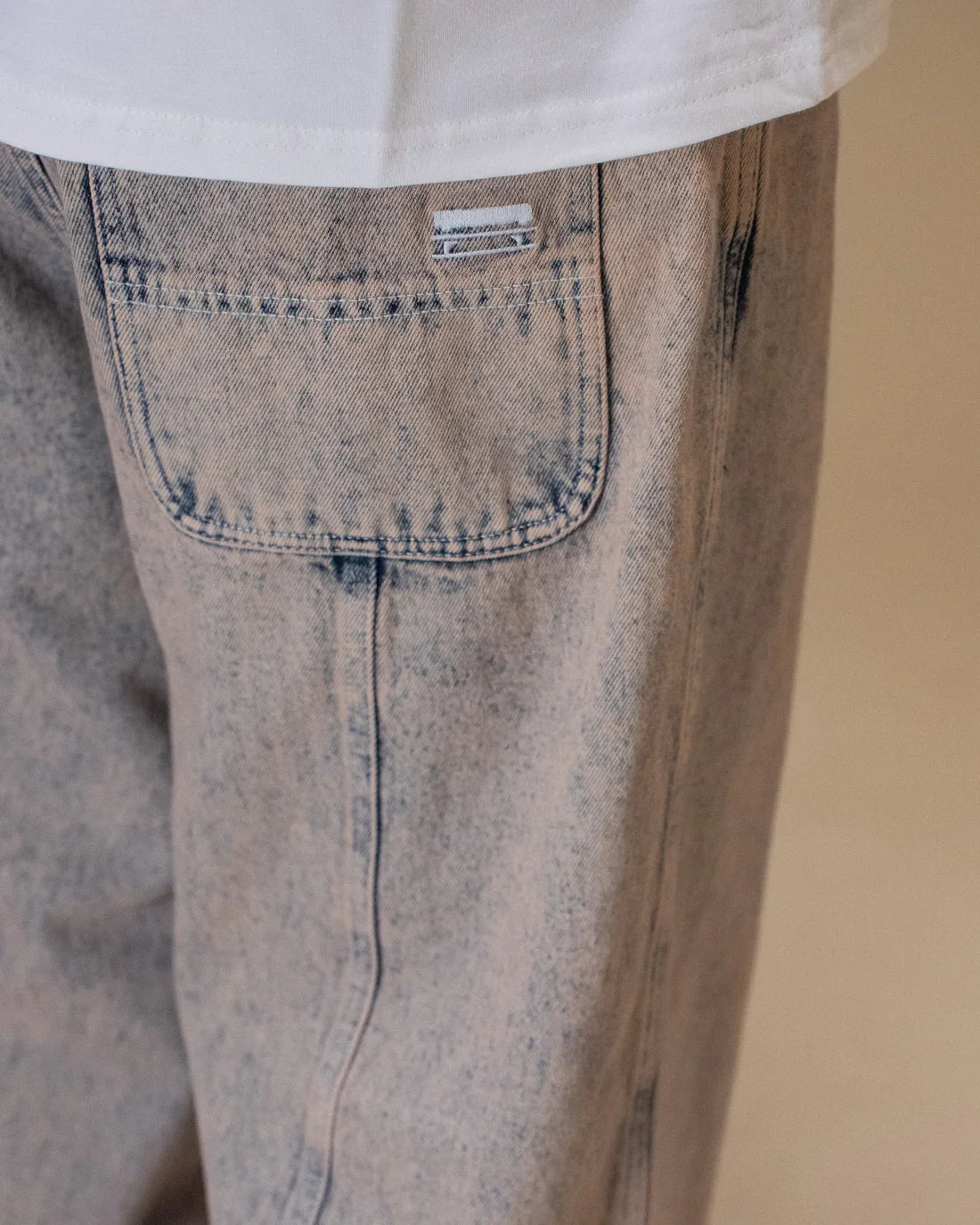 Jacker '3 Stripes' Dyed Denim Baggy Pants - Grey/Pink