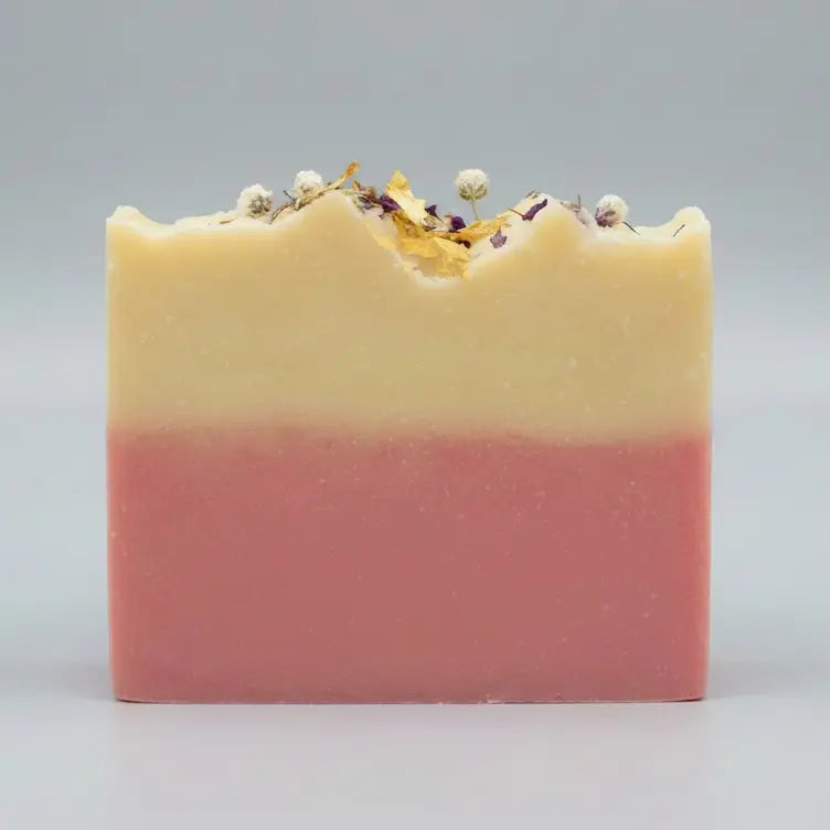 Savon artisanal Blush of Light – Goyave rose tropicale