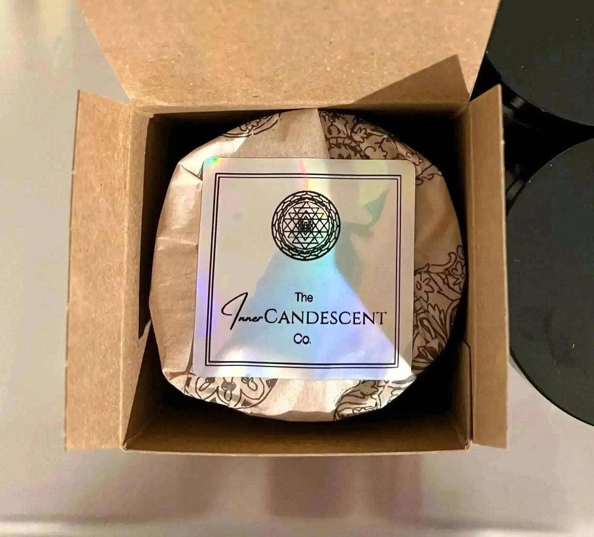Bougie Quintessence – Lumineuse, cire de coco et d’abricot | Élément Éther
