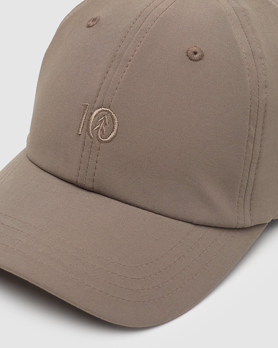 InMotion Peak Hat