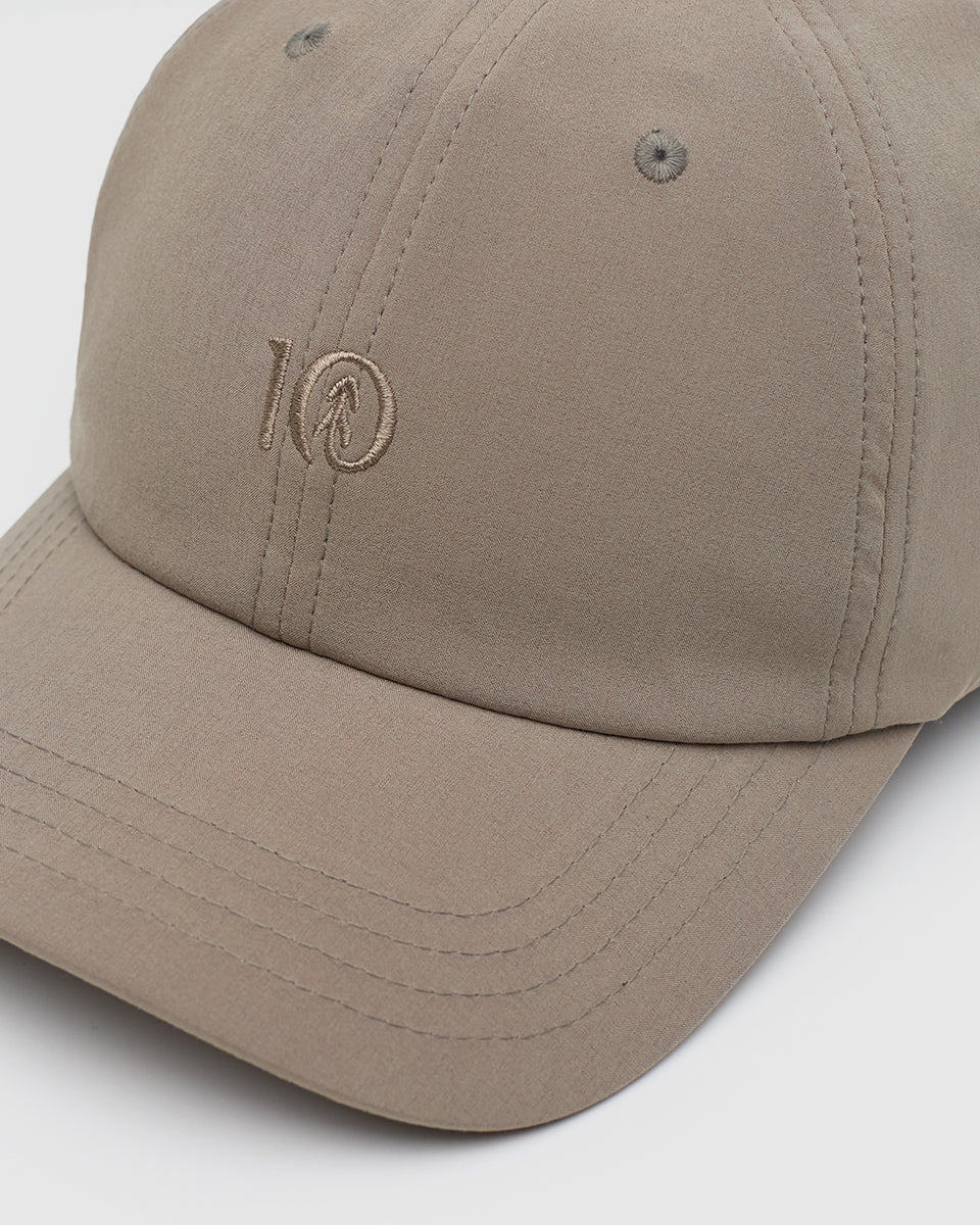 InMotion Peak Hat