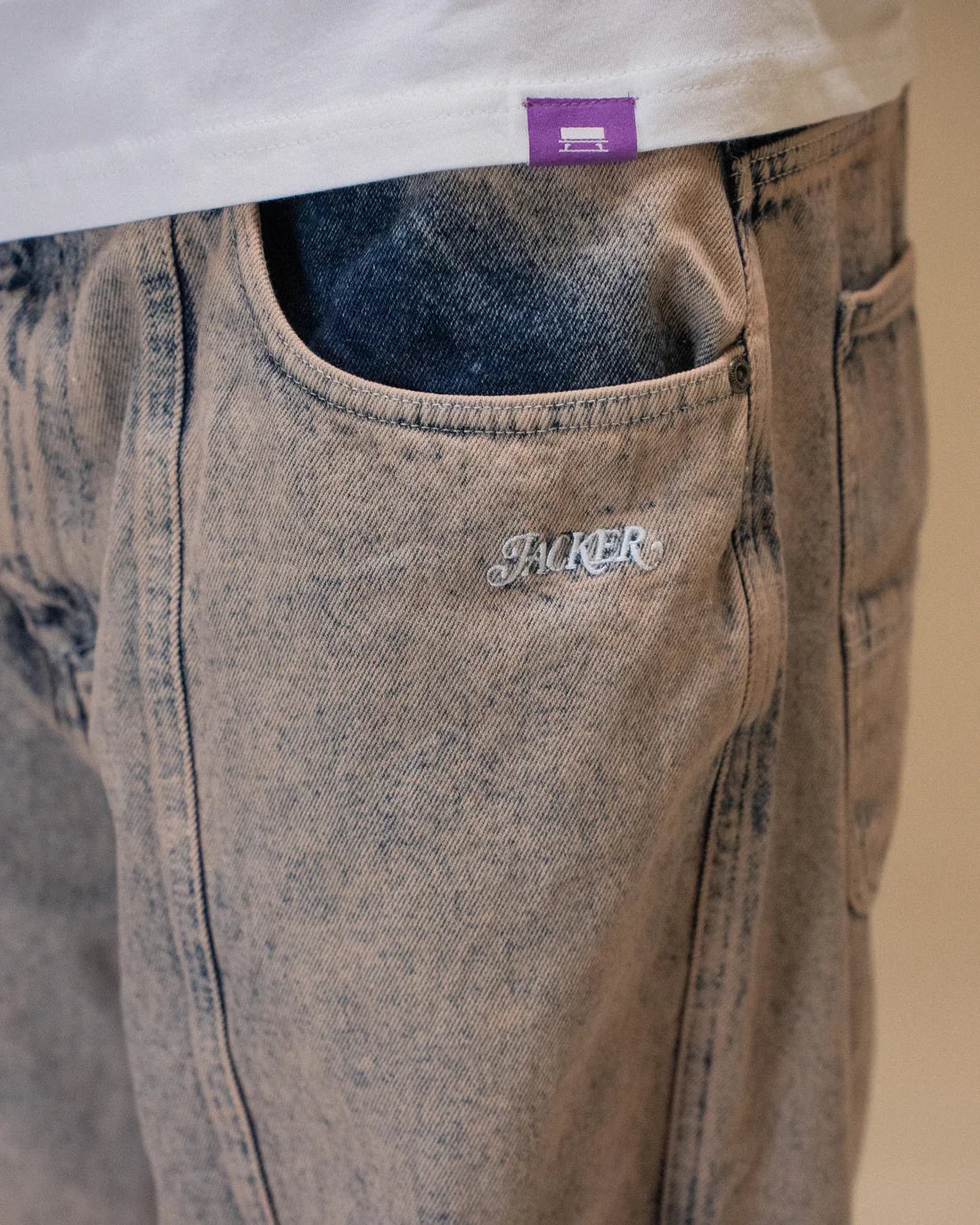 Jacker '3 Stripes' Dyed Denim Baggy Pants - Grey/Pink
