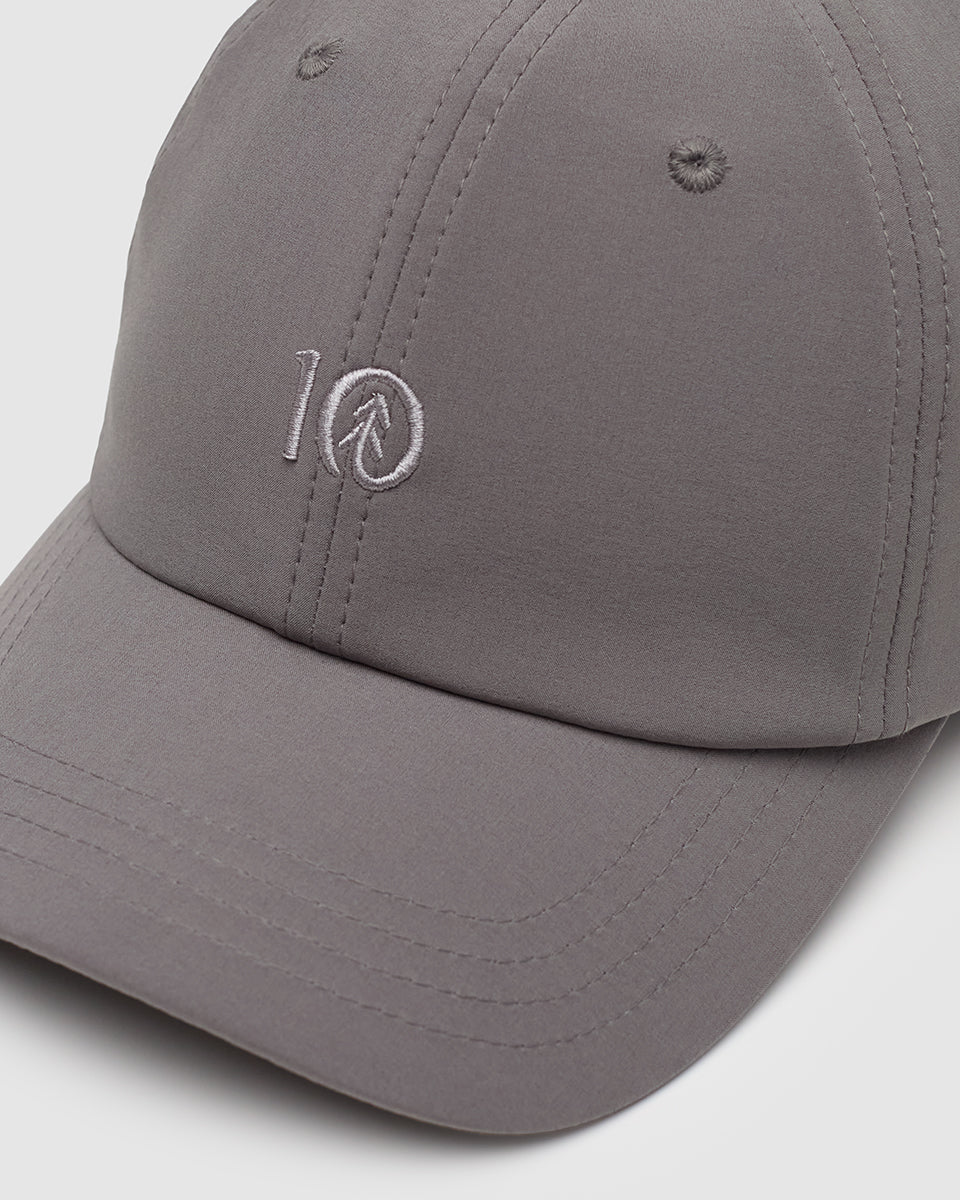 InMotion Peak Hat