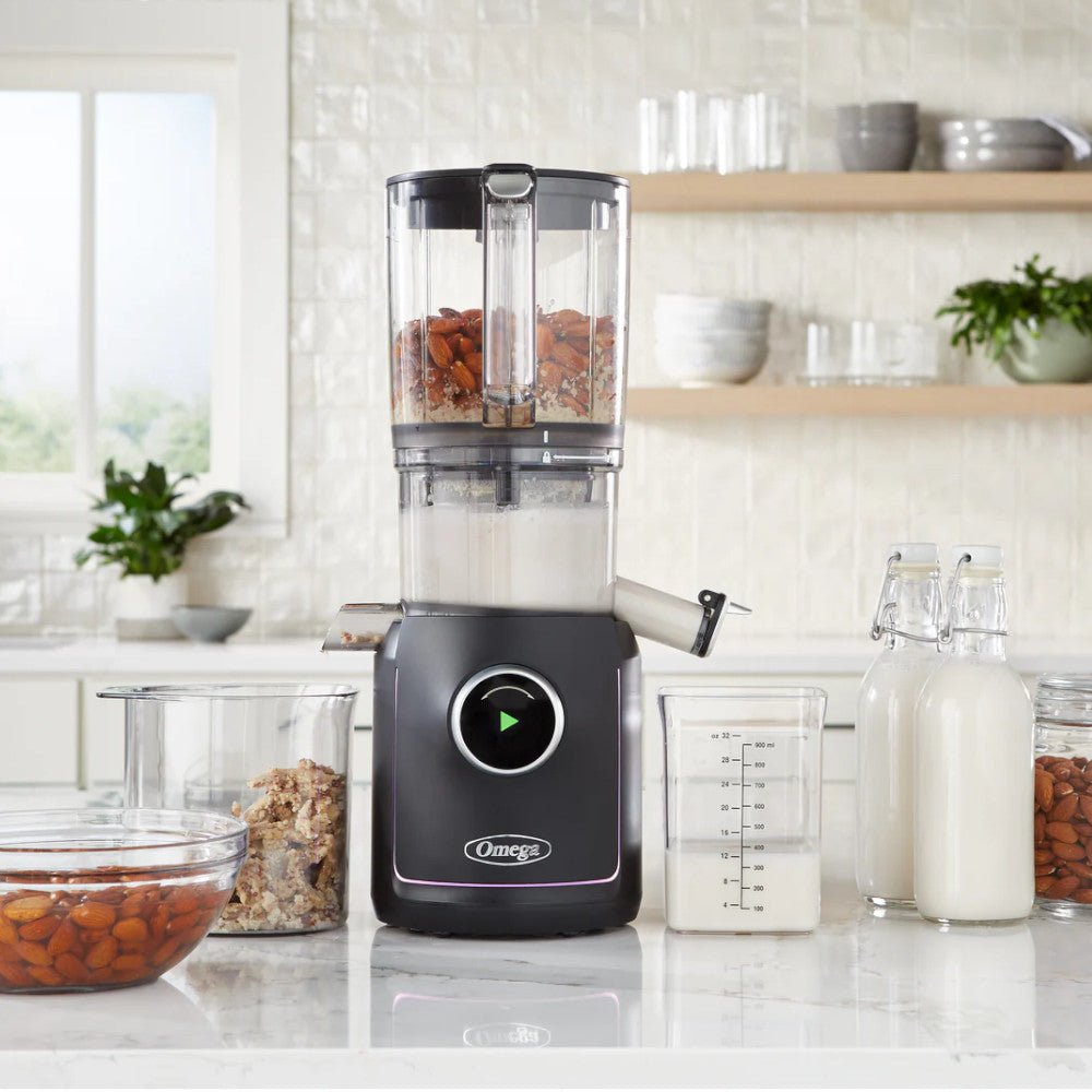 OMEGA OMSMBTBK13 Ultimate Performance Batch Juicer - Kastor