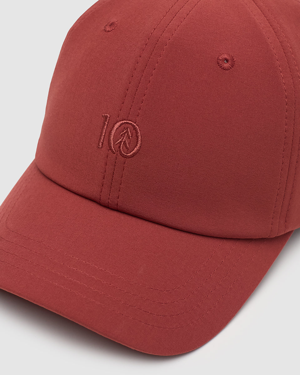 InMotion Peak Hat