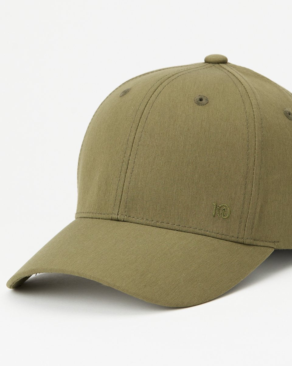 InMotion Peak Hat