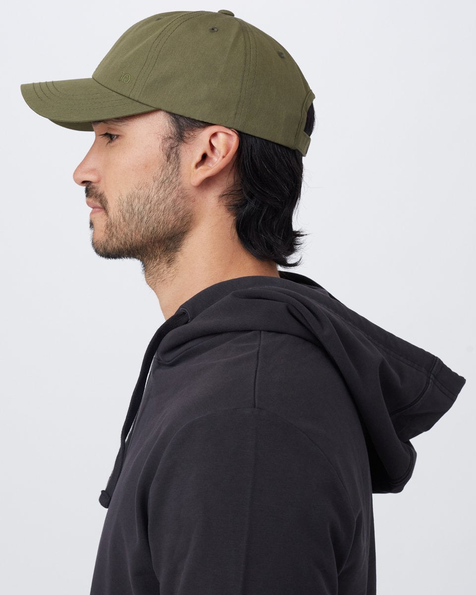 InMotion Peak Hat