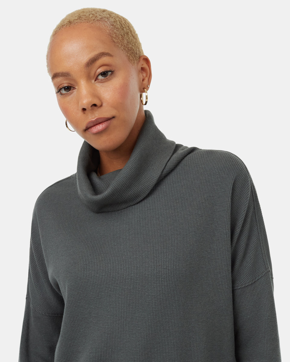 Highwood Turtleneck