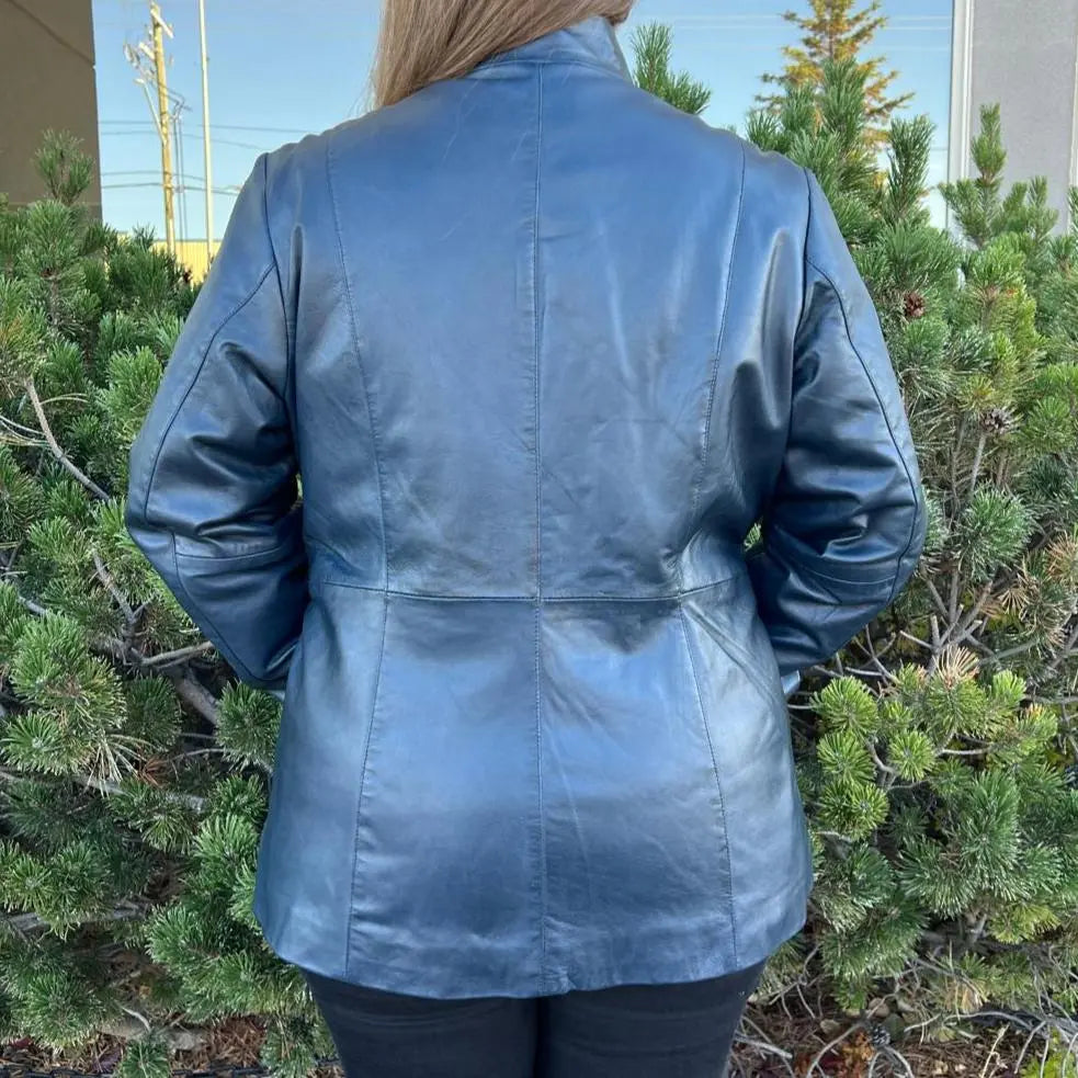 Women's Plus Size Lamb Leather Jacket with Zipper and Dual Pockets