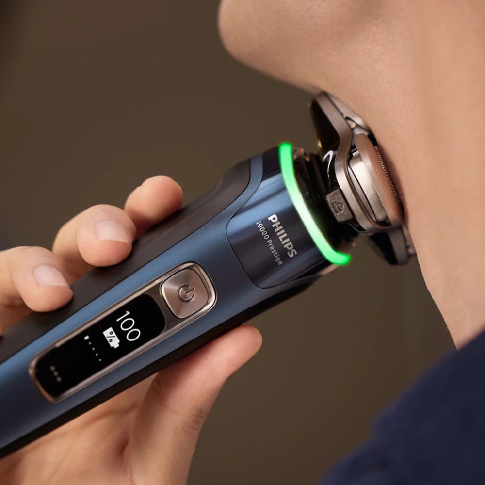 PHILIPS XP9201/20 i9000 Prestige Wet&Dry Electric Shaver with SkinIQ - Kastor