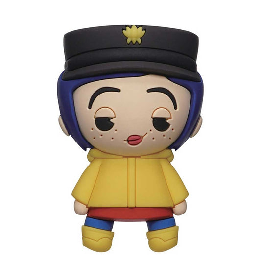 Aimant en mousse 3D Coraline (Tenue de Wybie)