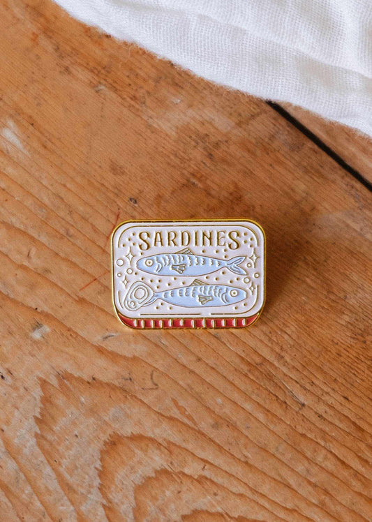 Broche émaillée Sardines douillettes